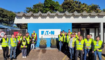 Eaton recebe participantes do 4ºCCM – Congresso de Conformação Metálica para visita técnica em suas instalações