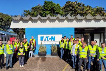 Eaton recebe participantes do 4ºCCM – Congresso de Conformação Metálica para visita técnica em suas instalações